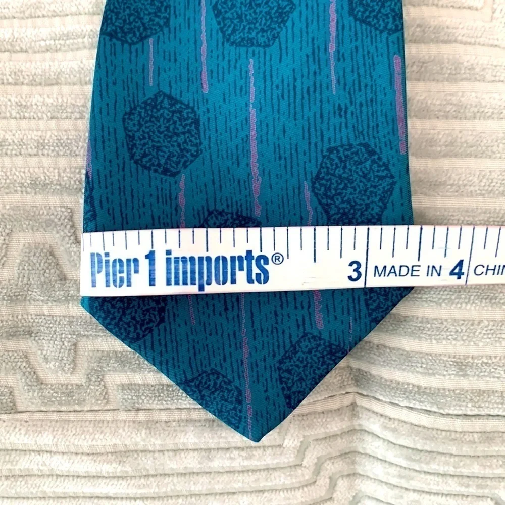 80’s Spiess Mens Tie. Bold in Color w/Teal/Blue Design and Pink Stripe Accents.